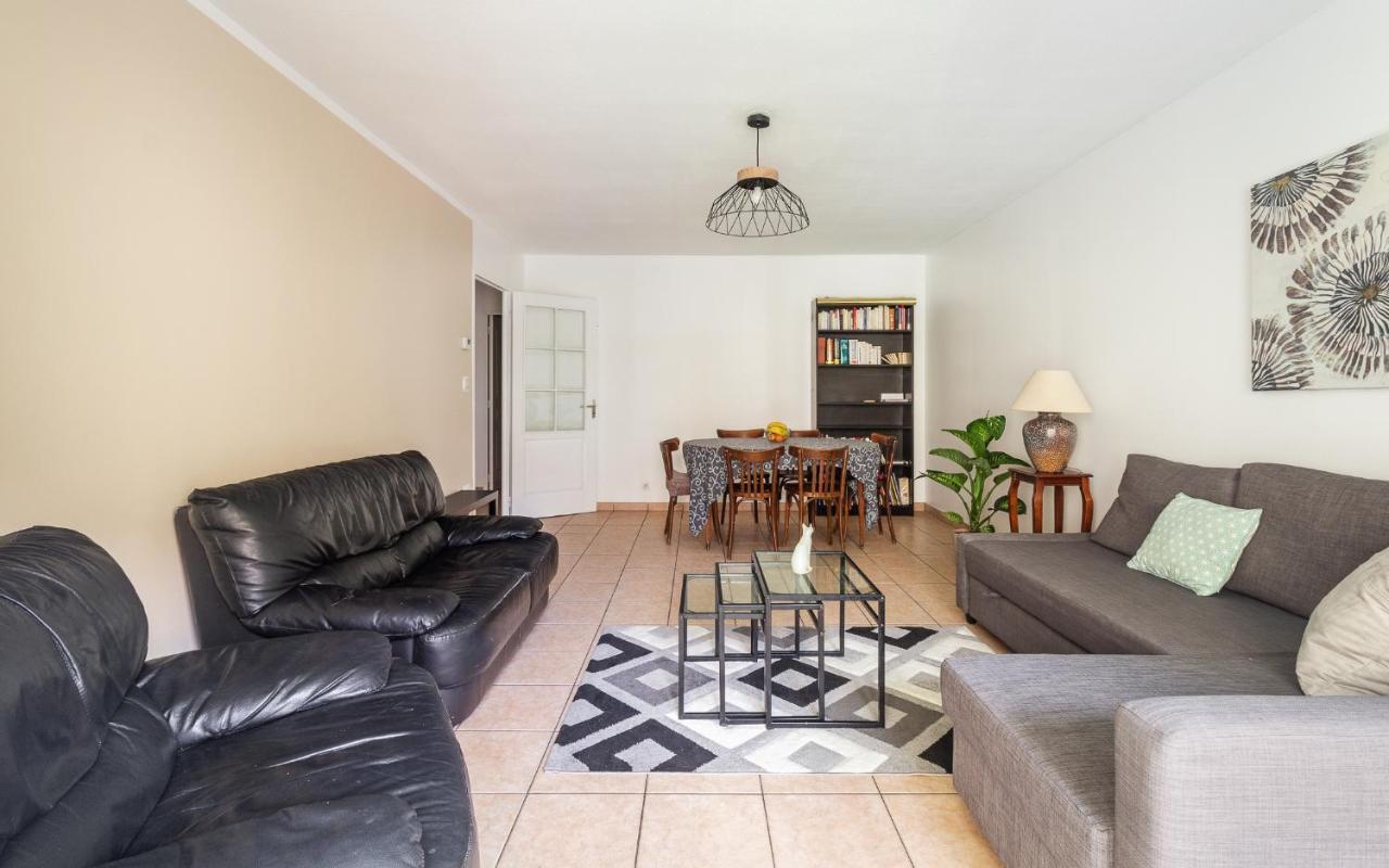 Nice Apartment With Parking Balcon Casa Lyon فيليوربان المظهر الخارجي الصورة