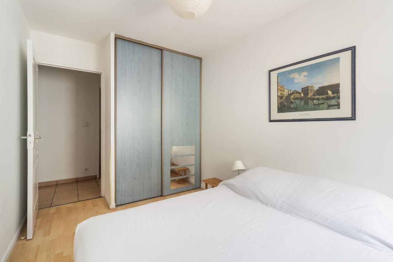 Nice Apartment With Parking Balcon Casa Lyon فيليوربان المظهر الخارجي الصورة