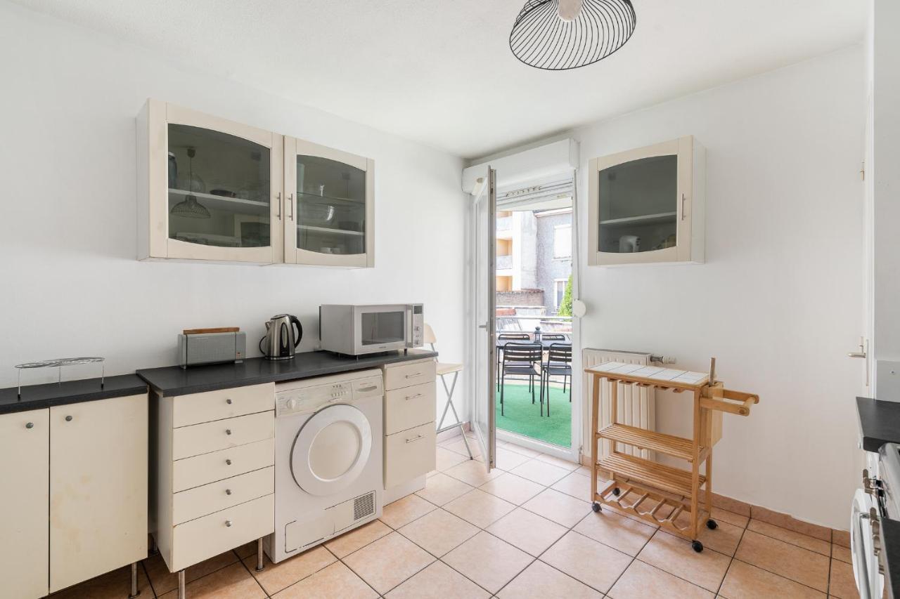 Nice Apartment With Parking Balcon Casa Lyon فيليوربان المظهر الخارجي الصورة